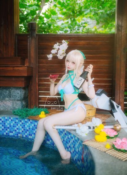 干杯，女兵们